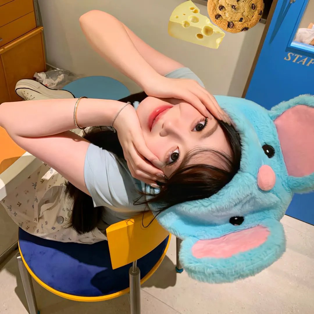 热裤荡女
